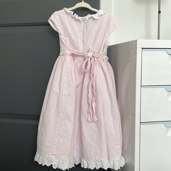 GUC Laura Ashley Seersucker Dress with Floral Appliqué - Picture 2 of 5